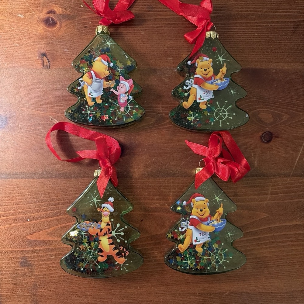 Disney Winnie the Pooh & Piglet Baking Christmas Tree Ornament